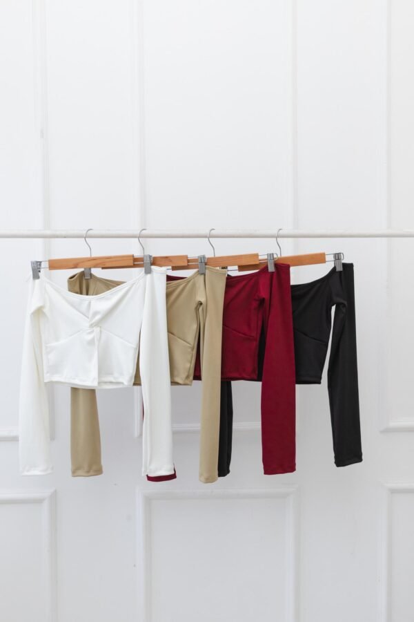 OFERTA MANGA LARGA TEA RIB TENSE