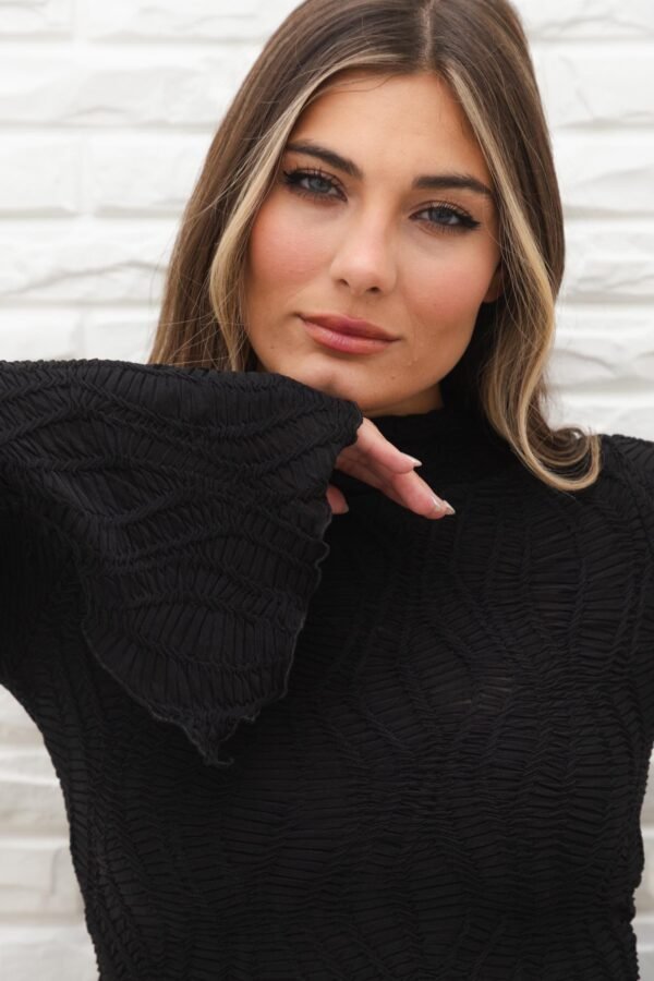 POLERA JULIETA CROCHET