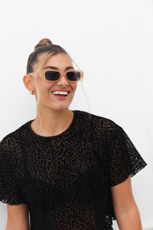 REMERA OVERSIZE TUL VELVET ANIMAL PRINT