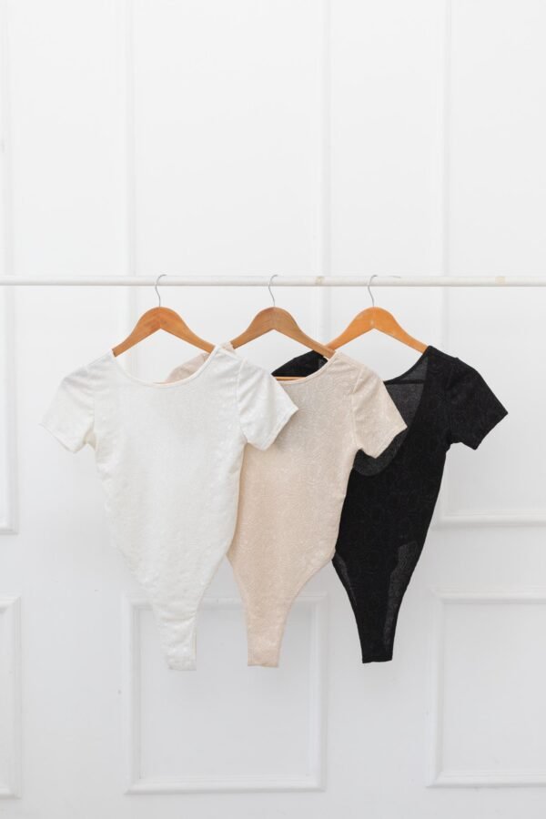 OFERTA BODY IARA BRILLOS