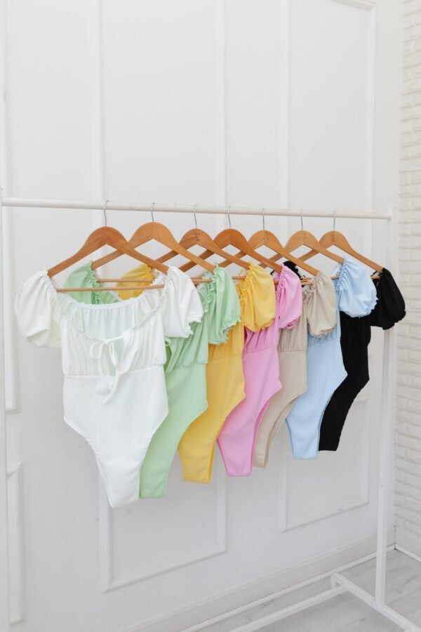 OFERTA BODY HEIDI RIB TENSE