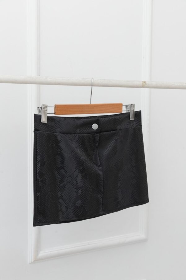 MICRO POLLERA CUERINA SNAKE