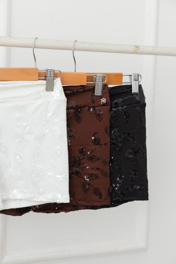 SHORT LYCRA FLOR LENTEJUELAS