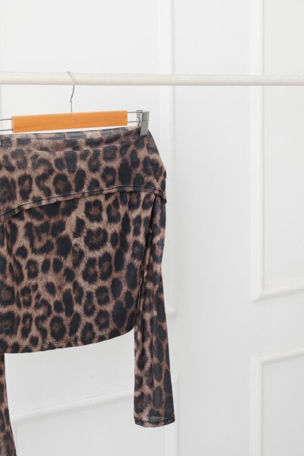 MANGA LARGA TAMARA CON FORRO TUL ANIMAL PRINT