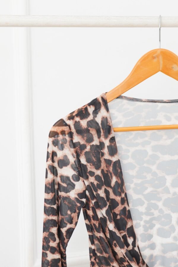 MANGA LARGA BUCHE TUL ANIMAL PRINT