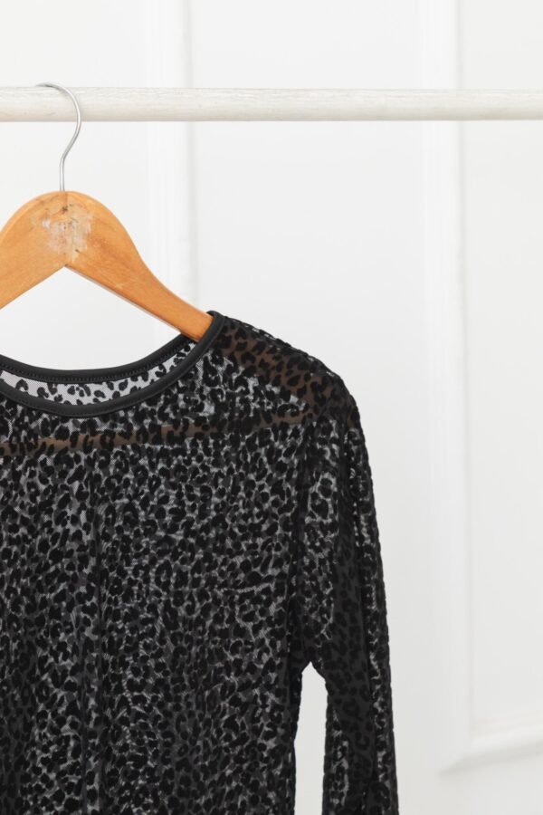 MANGA LARGA TUL VELVET ANIMAL PRINT