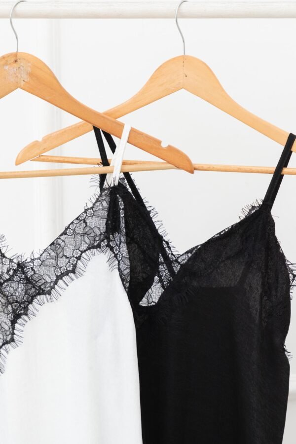 VESTIDO ZARA LENCERO PUNTILLA