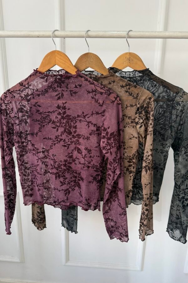 POLERA LISA TUL FLOR BATIK