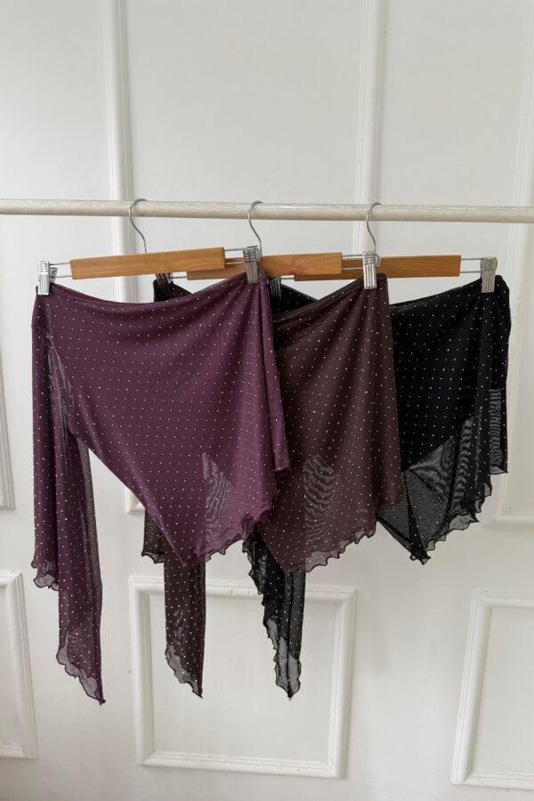 TOP RIHANA TUL STRASS