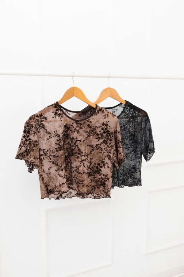 REMERA OVERSIZE TUL FLOR BATIK