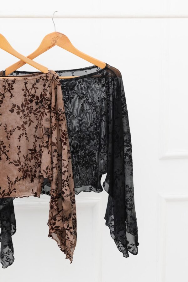 PONCHO TUL FLOR BATIK