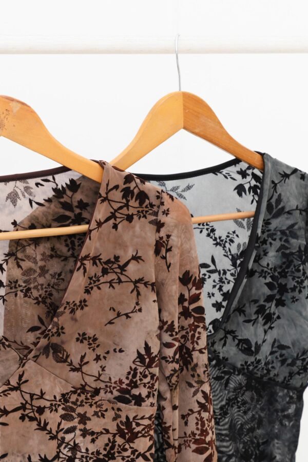 MANGA LARGA SELMA TUL FLOR BATIK