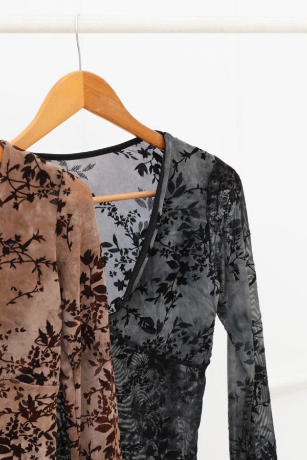 MANGA LARGA SELMA TUL FLOR BATIK