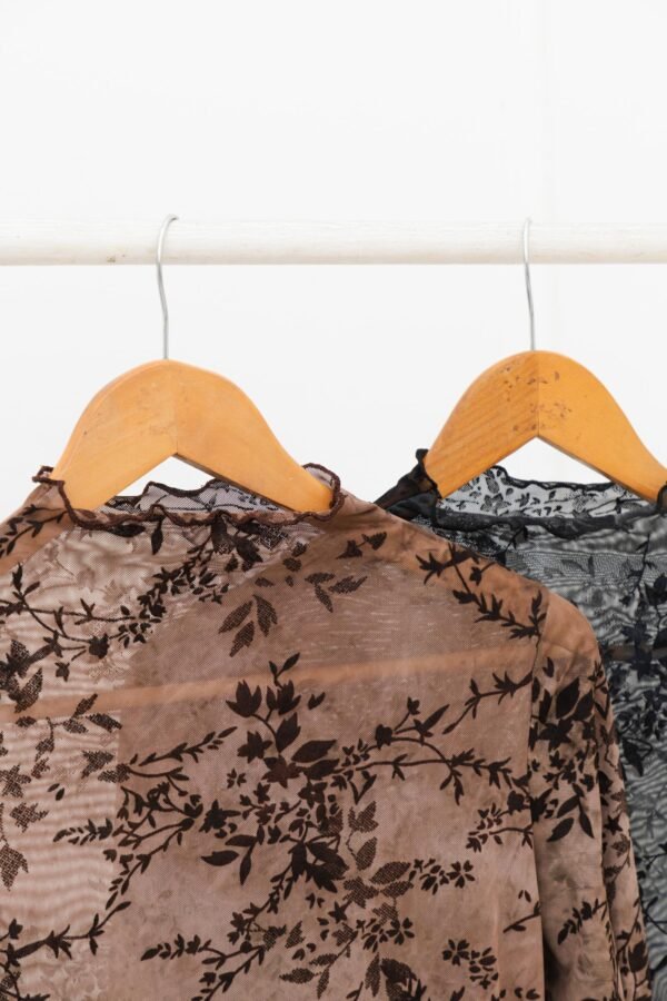 POLERA LISA TUL FLOR BATIK