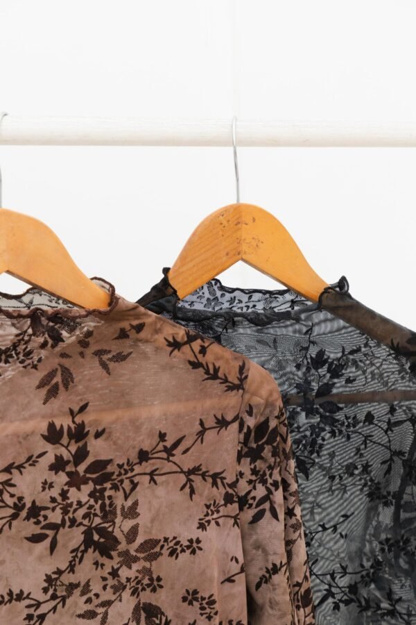 POLERA LISA TUL FLOR BATIK