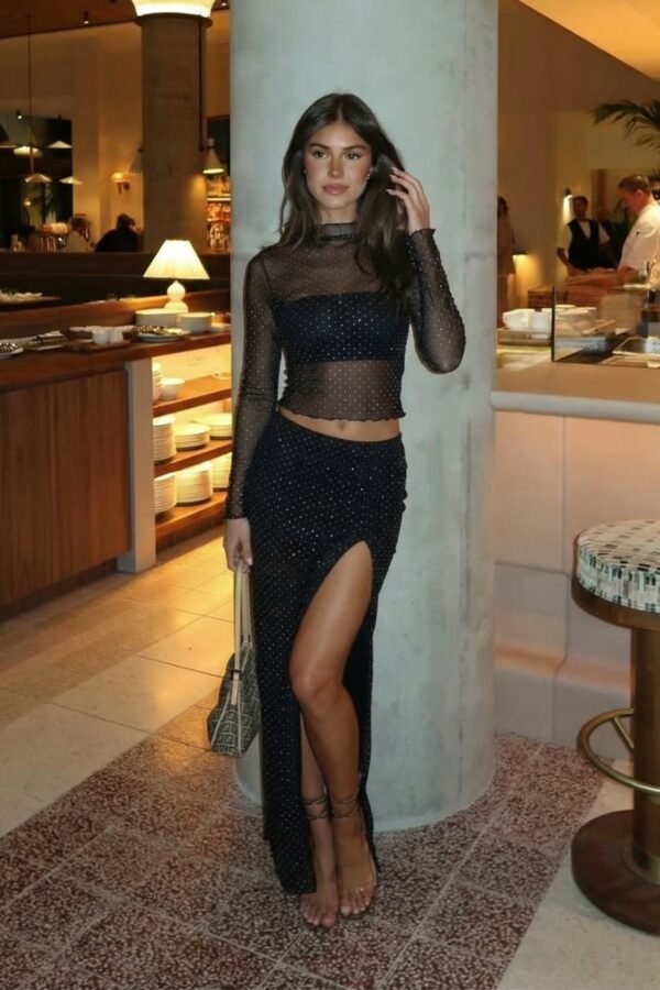 POLERA LISA TUL STRASS