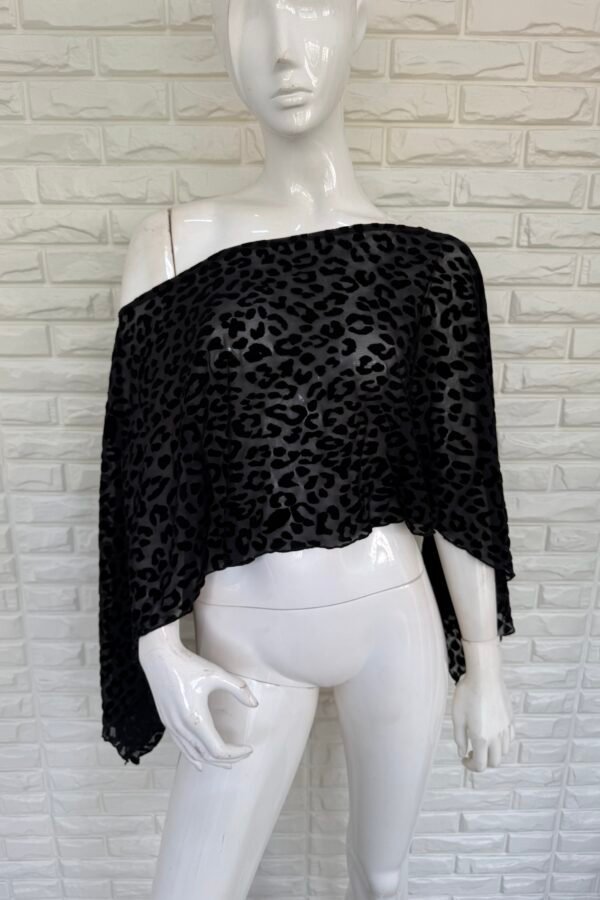 PONCHO BARBARA TUL VELVET ANIMAL PRINT