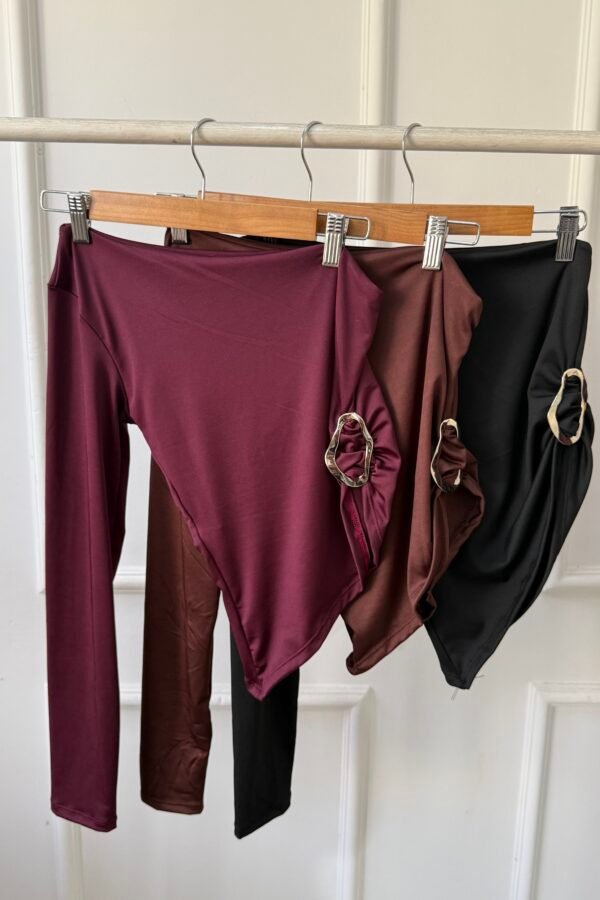 MANGA LARGA VIOLETA LYCRA