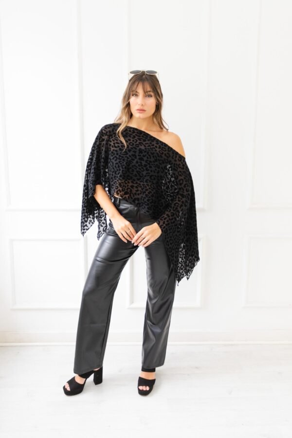 PONCHO BARBARA TUL VELVET ANIMAL PRINT