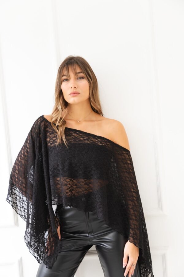 PONCHO BARBARA ENCAJE