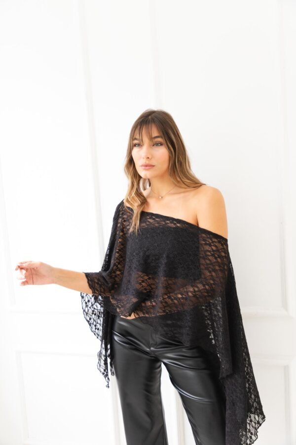 PONCHO BARBARA ENCAJE