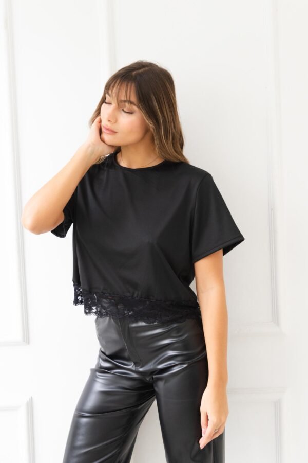 REMERA OVERSIZE LYCRA PUNTILLA