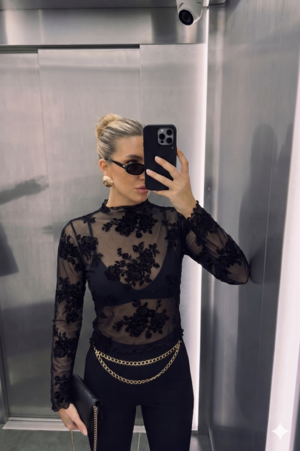 POLERA LISA TUL ROSA BRILLOS