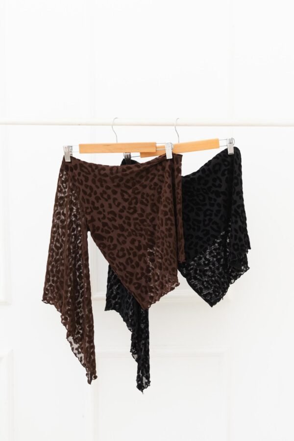 TOP RIHANA TUL VELVET ANIMAL PRINT