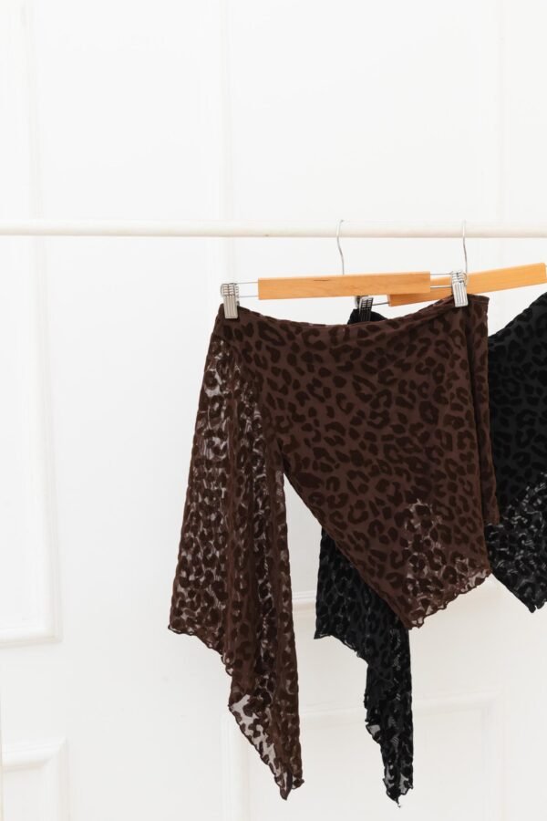 TOP RIHANA TUL VELVET ANIMAL PRINT
