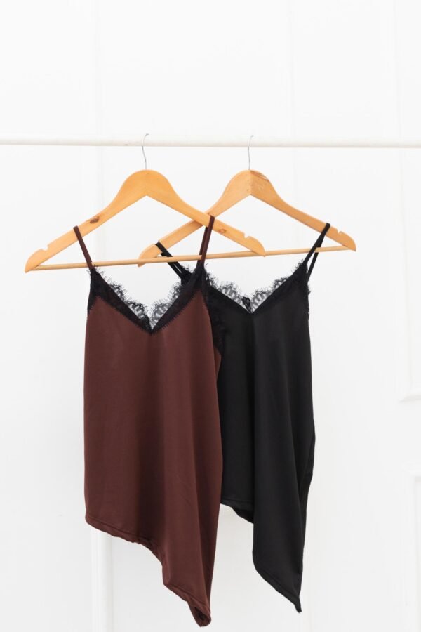 TOP MIRIAM PUNTILLA LYCRA
