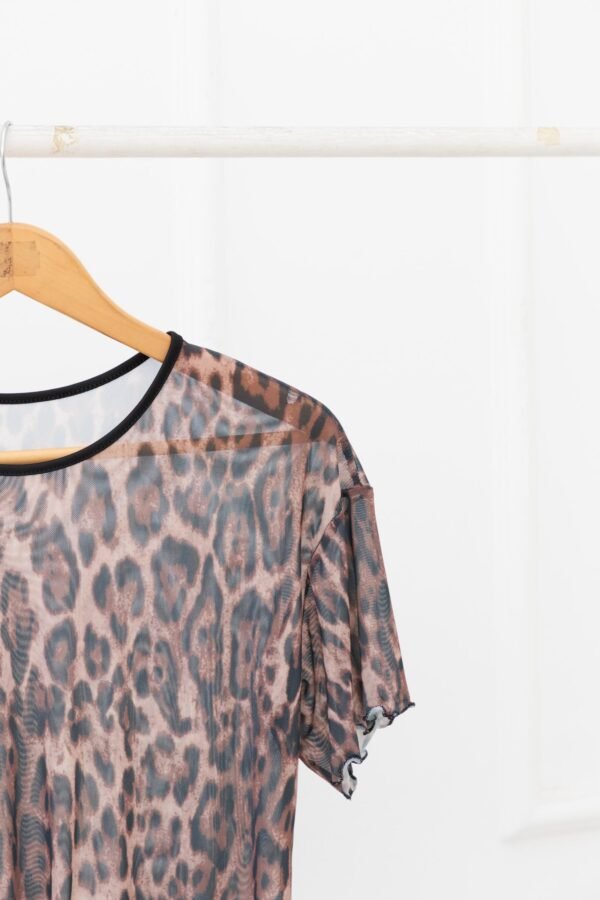 REMERA OVERSIZE TUL ANIMAL PRINT