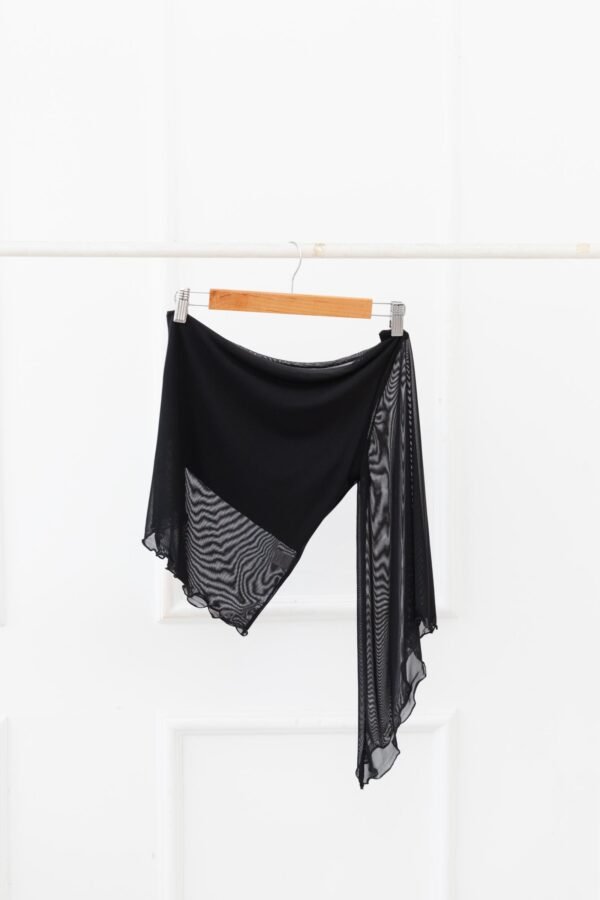 TOP RIHANA TUL