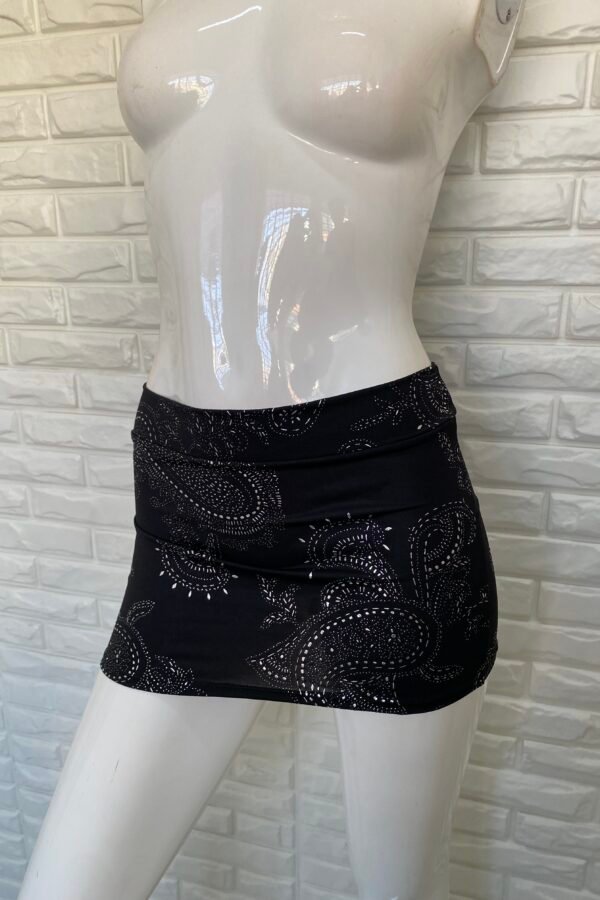 MICRO POLLERA LYCRA ARABESCOS
