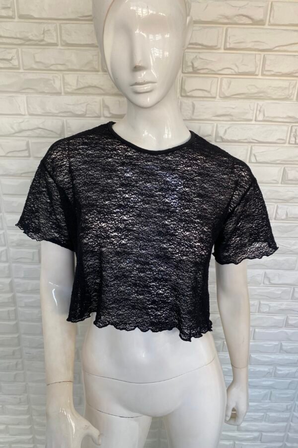 REMERA OVERSIZE ENCAJE