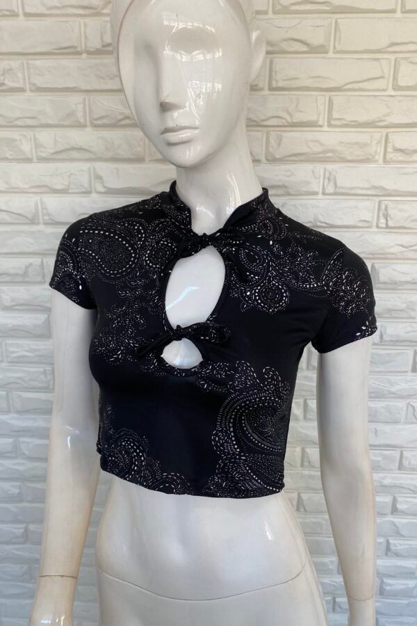 REMERA TINA LYCRA ARABESCOS