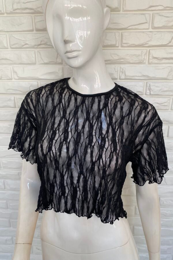 REMERA OVERSIZE ENCAJE