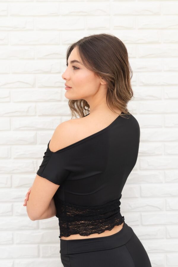 TOP ANDREA ENCAJE