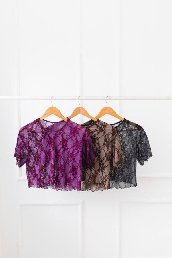REMERA OVERSIZE TUL FLOR BATIK