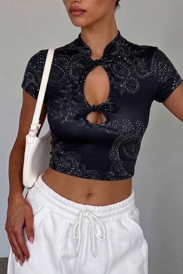 REMERA TINA LYCRA ARABESCOS