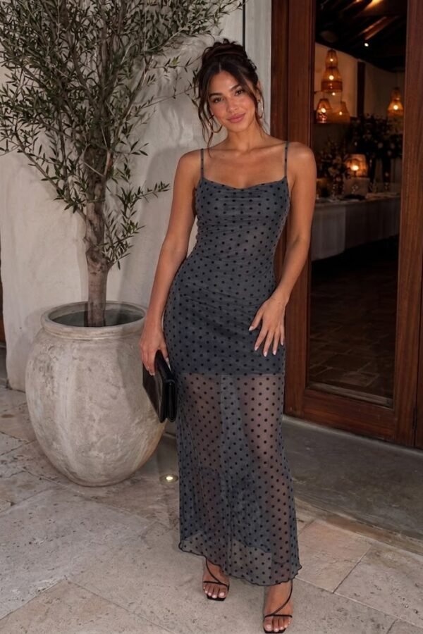 VESTIDO MERCEDES TUL LUNARES BATIK