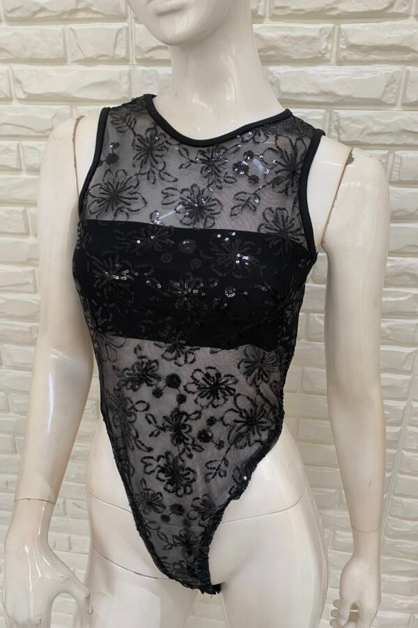 BODY BASICO CON FORRO FLOR LENTEJUELAS