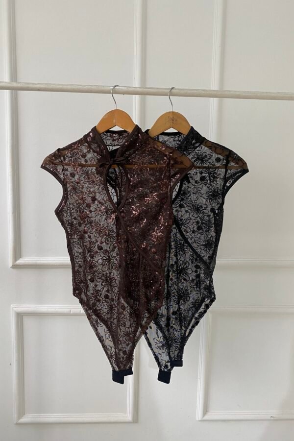 BODY TANIA FLOR LENTEJUELAS