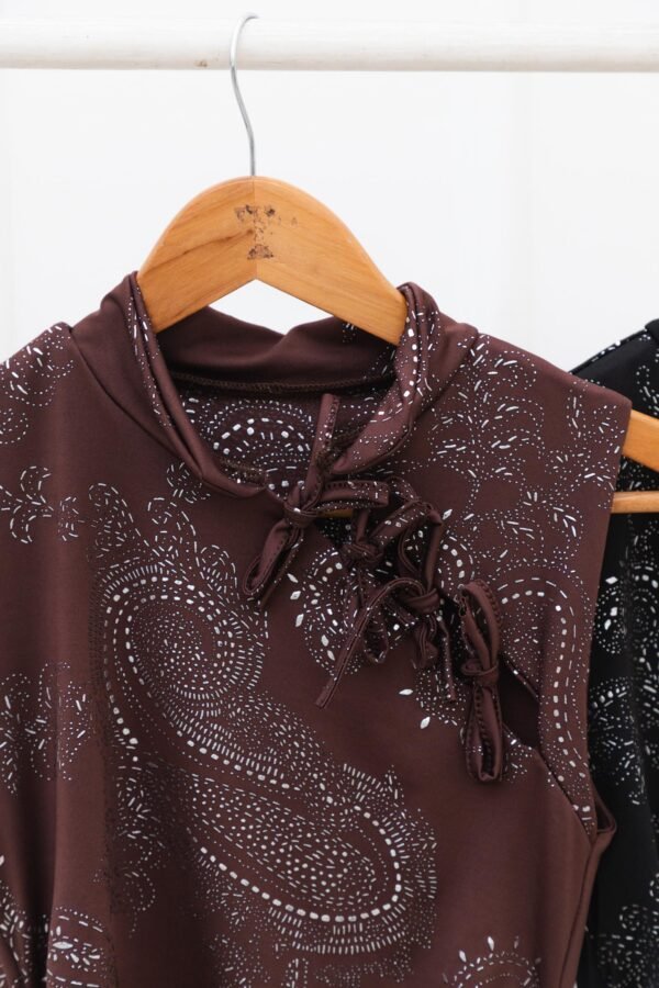 VESTIDO TOKYO LYCRA ARABESCOS