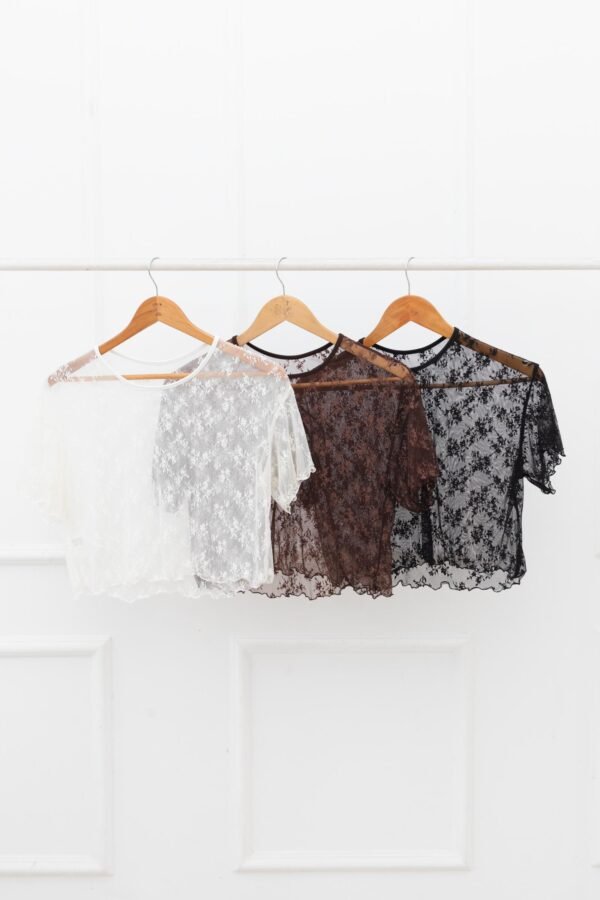 REMERA OVERSIZE TUL ENCAJE