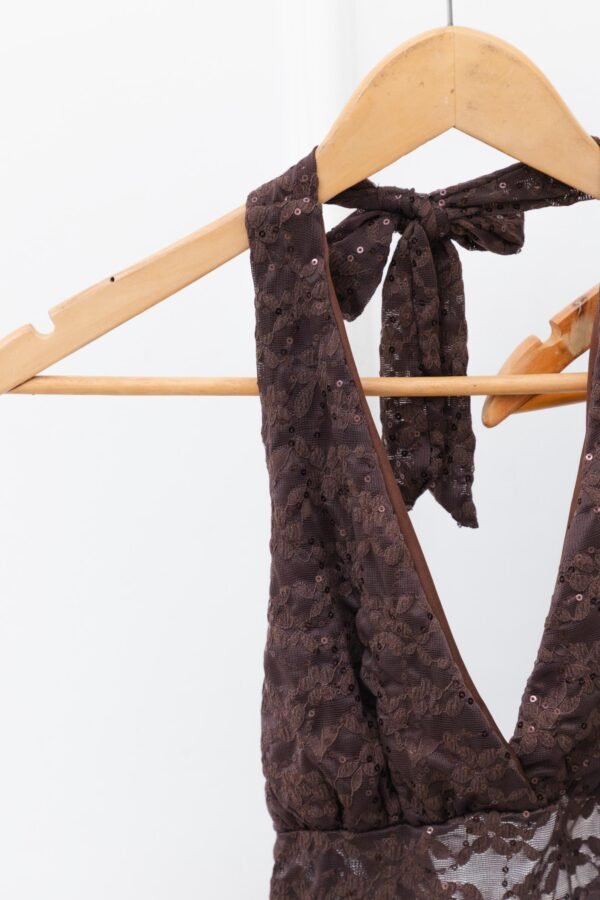 TOP SILVINA TUL LENTEJUELAS