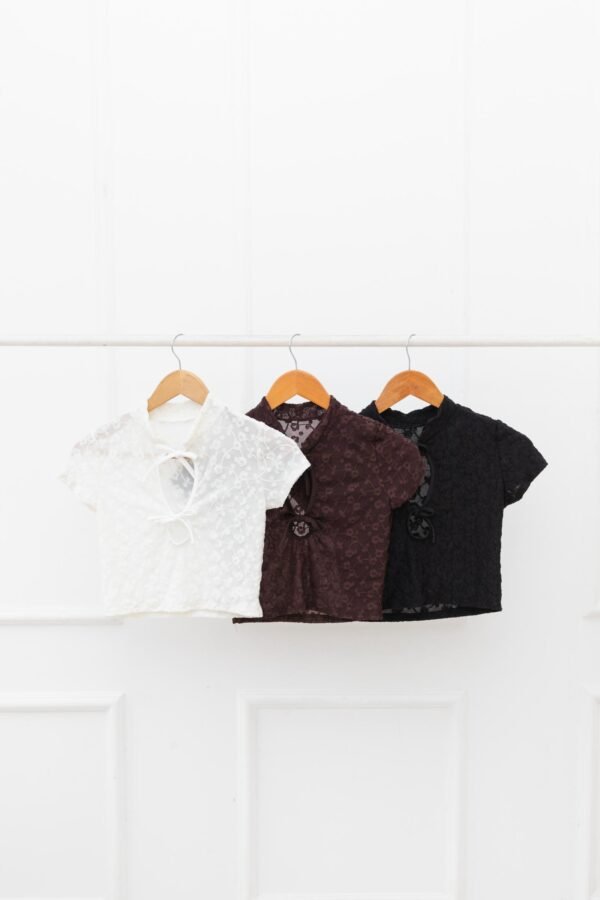 REMERA TINA BRODERY